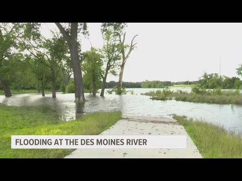 Flooding at the Des Moines river